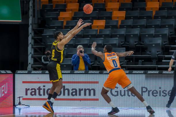 加务实低调 加务实低调