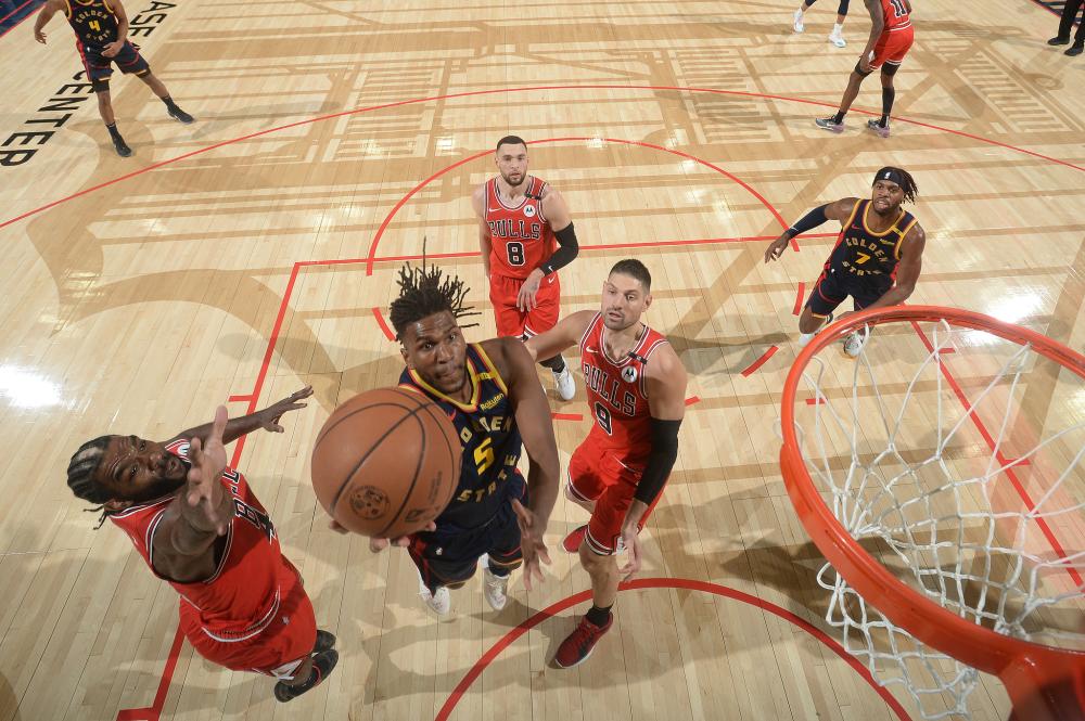 使蛙泳比赛 使蛙泳比赛