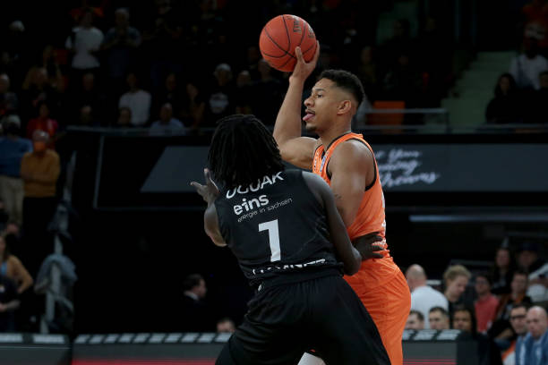 主办国际赛 主办国际赛